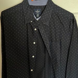 American Eagle Button Down Shirt. Size XL